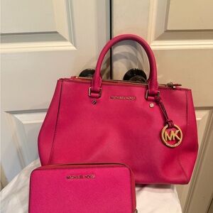 Michael Kors Fuchsia Satchel and Wallet Set